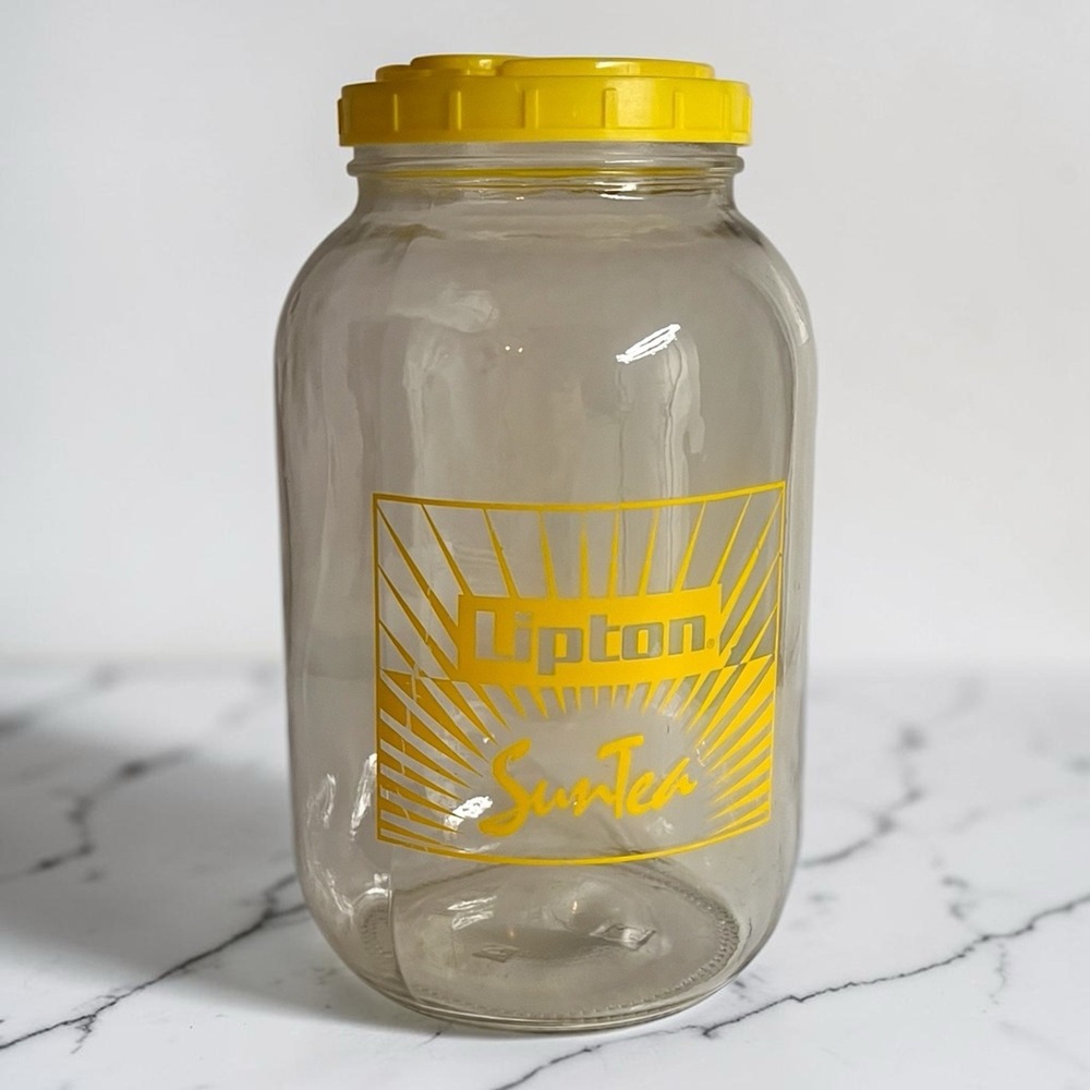 Vintage Lipton Sun Tea Jug Glass 1 Gallon Jar 70s 80s Retro Summer Yellow Lid